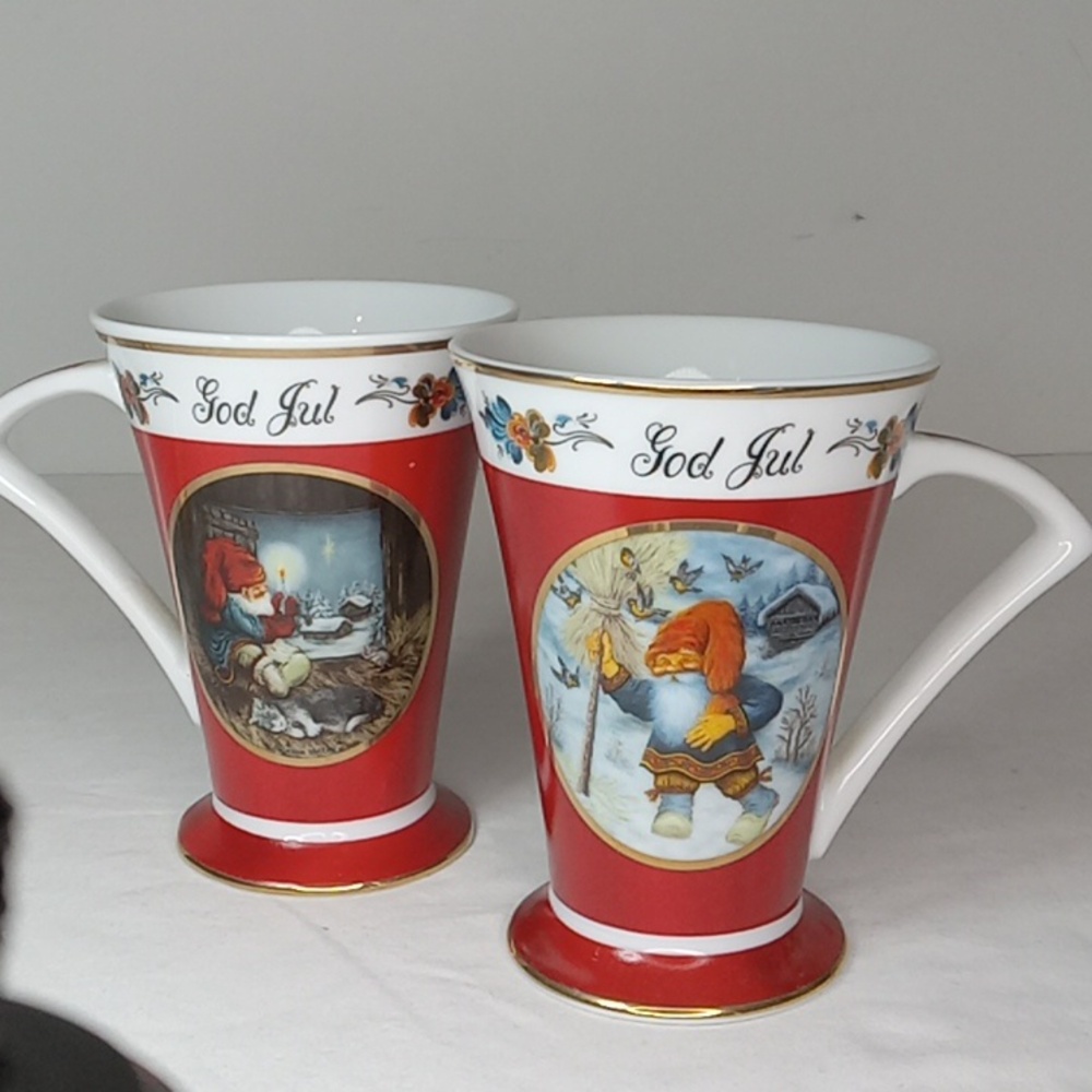 Vintage Porcelain Suzanne Tofty Julestemning Christmas Knome Mugs Set Of 2